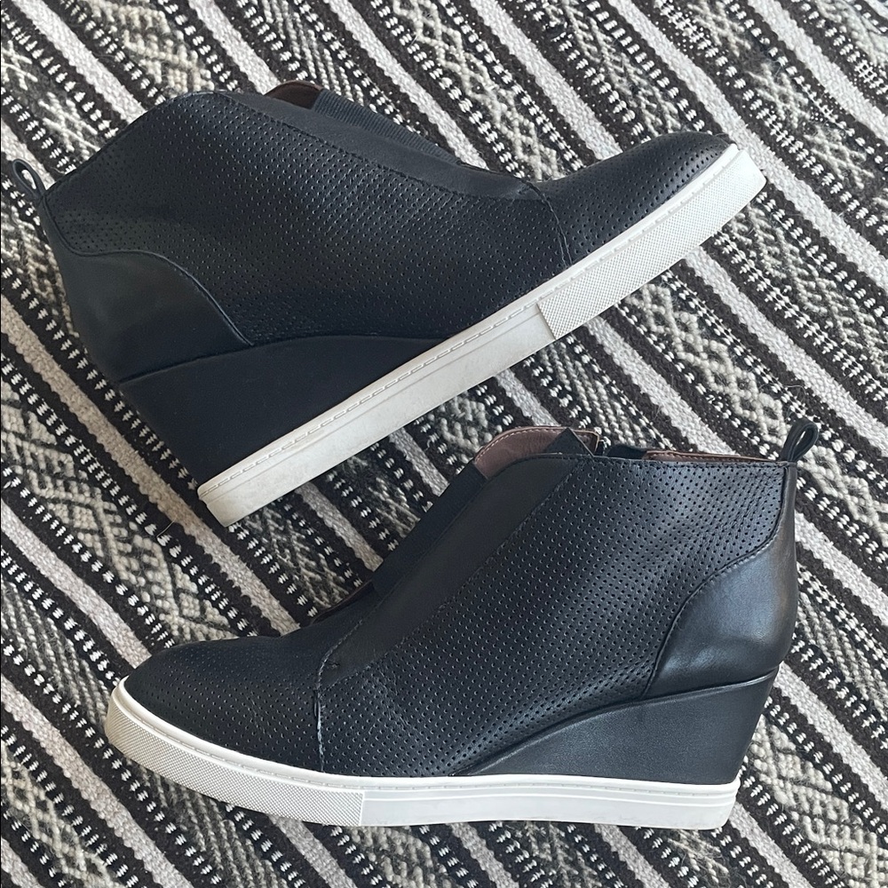 Paolo Black Wedge Sneakers with White Soles